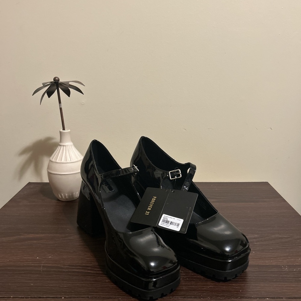 Forever 21 pumps